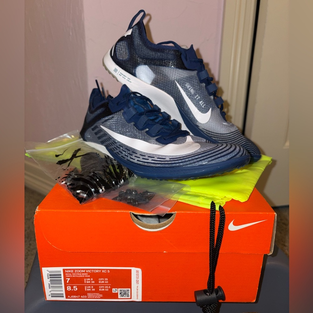 Nike Zoom Victory XC 5 Spikes in Royal Tint and True Berry